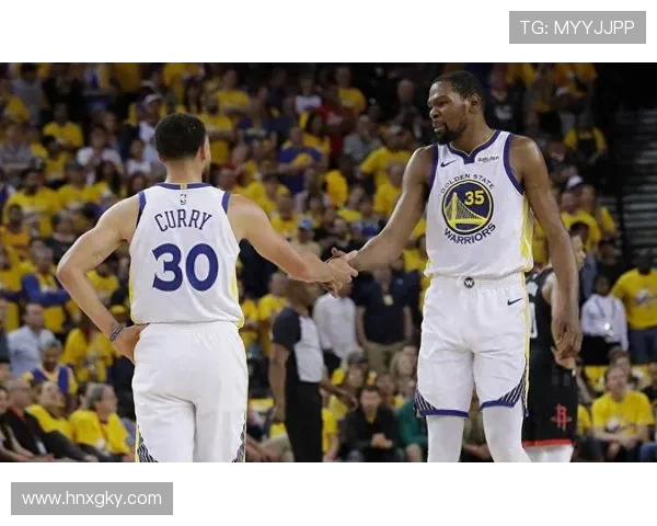 GM调查揭示关键时刻谁能投中致胜球库里居首杜兰特哈利紧随其后 GM调查揭示关键时刻谁能投中致胜球库里居首杜兰特哈利紧随其后